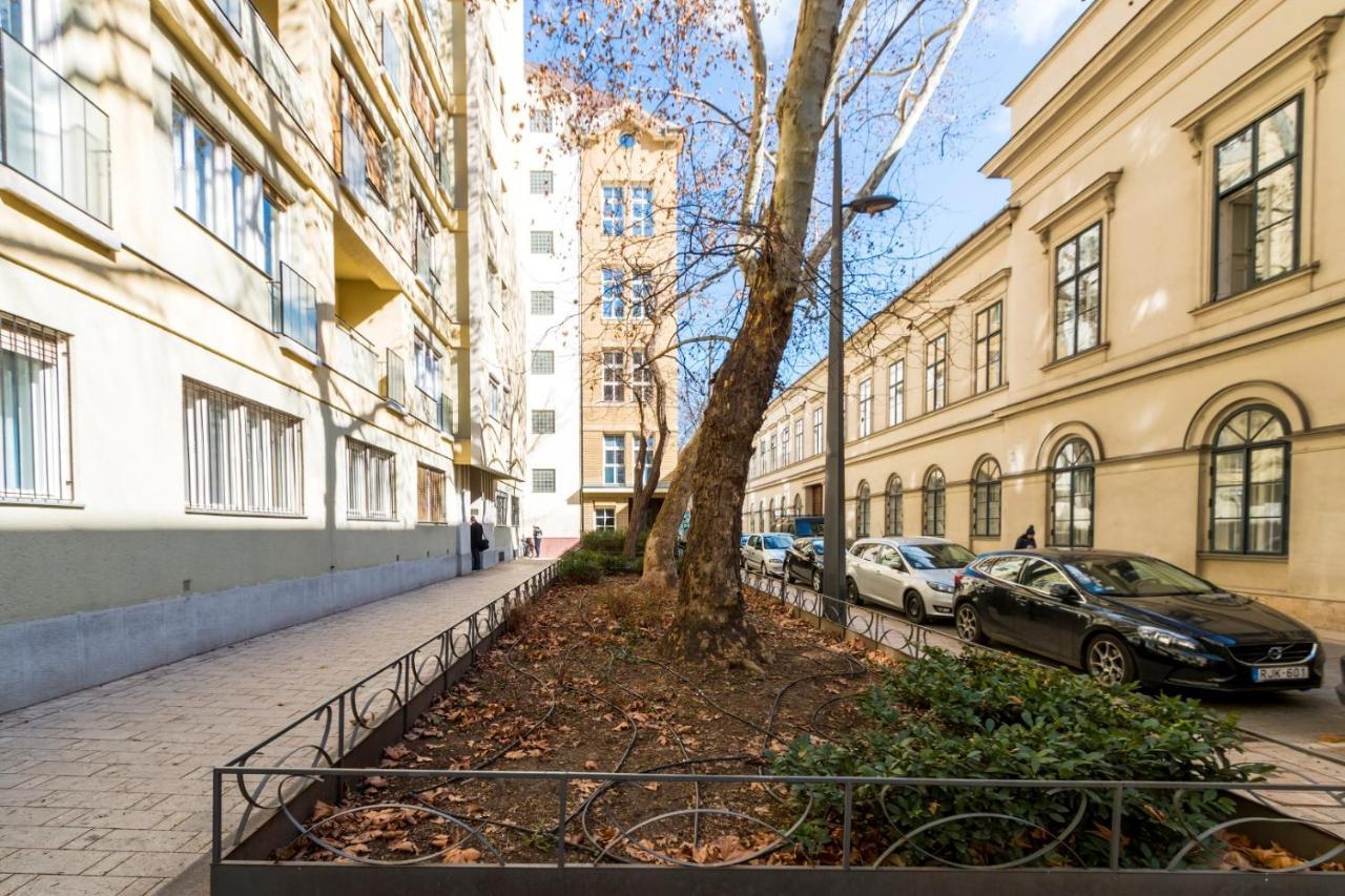 Apartment Karolyi Street - Central Location Quiet Place 2ppl Budapest